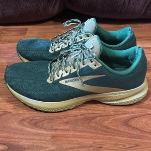 Brooks Launch Speed Sneakers